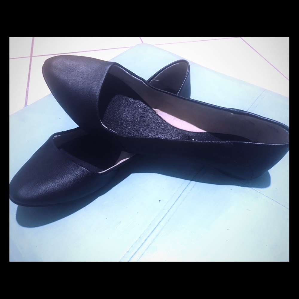 Black flats